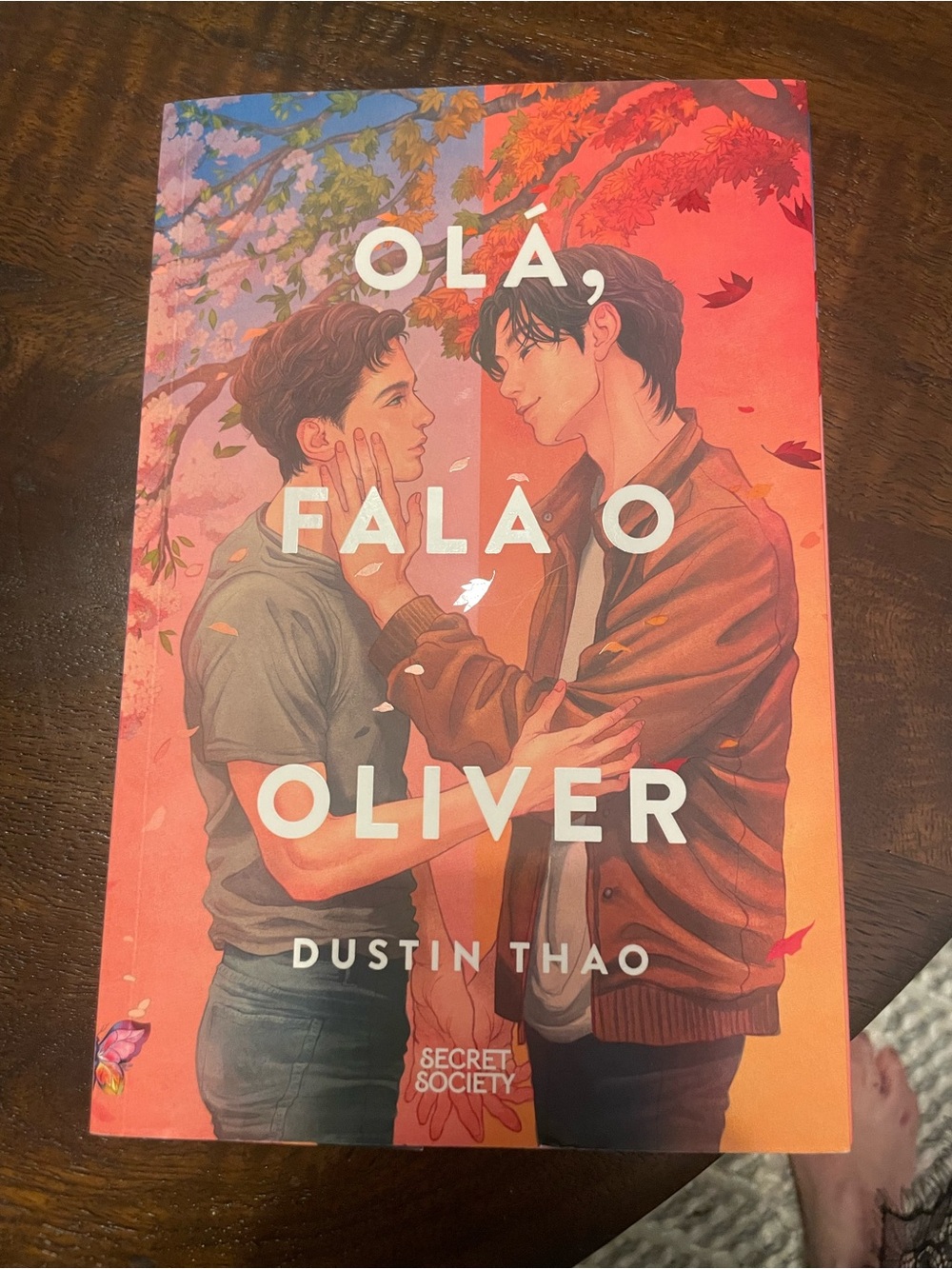 Olá, Fala o Oliver (You’ve Found Oliver) Portuguese edition Dustin Thao -